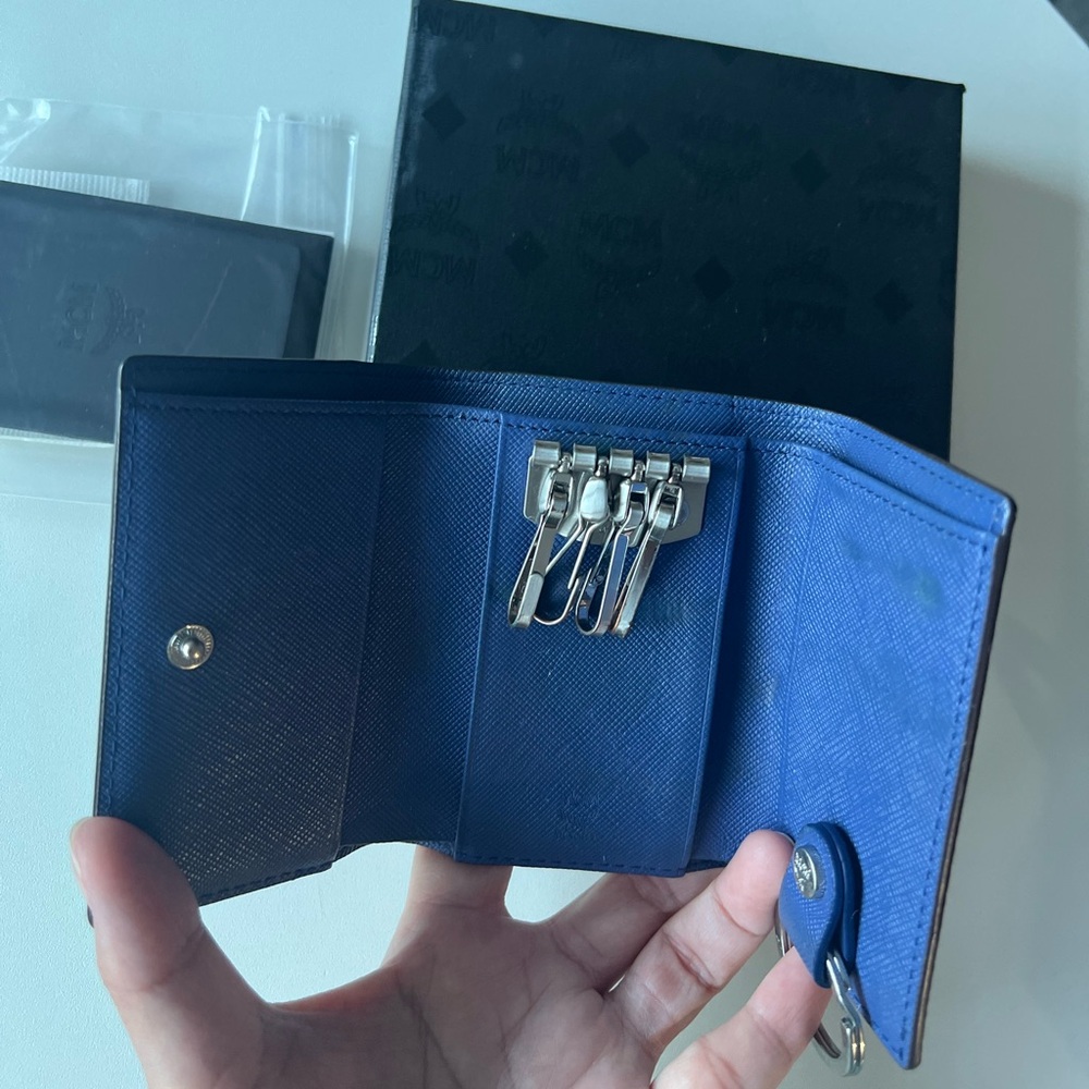 MCM Cognac Visetos Monogram Key Case - Picture 6 of 7